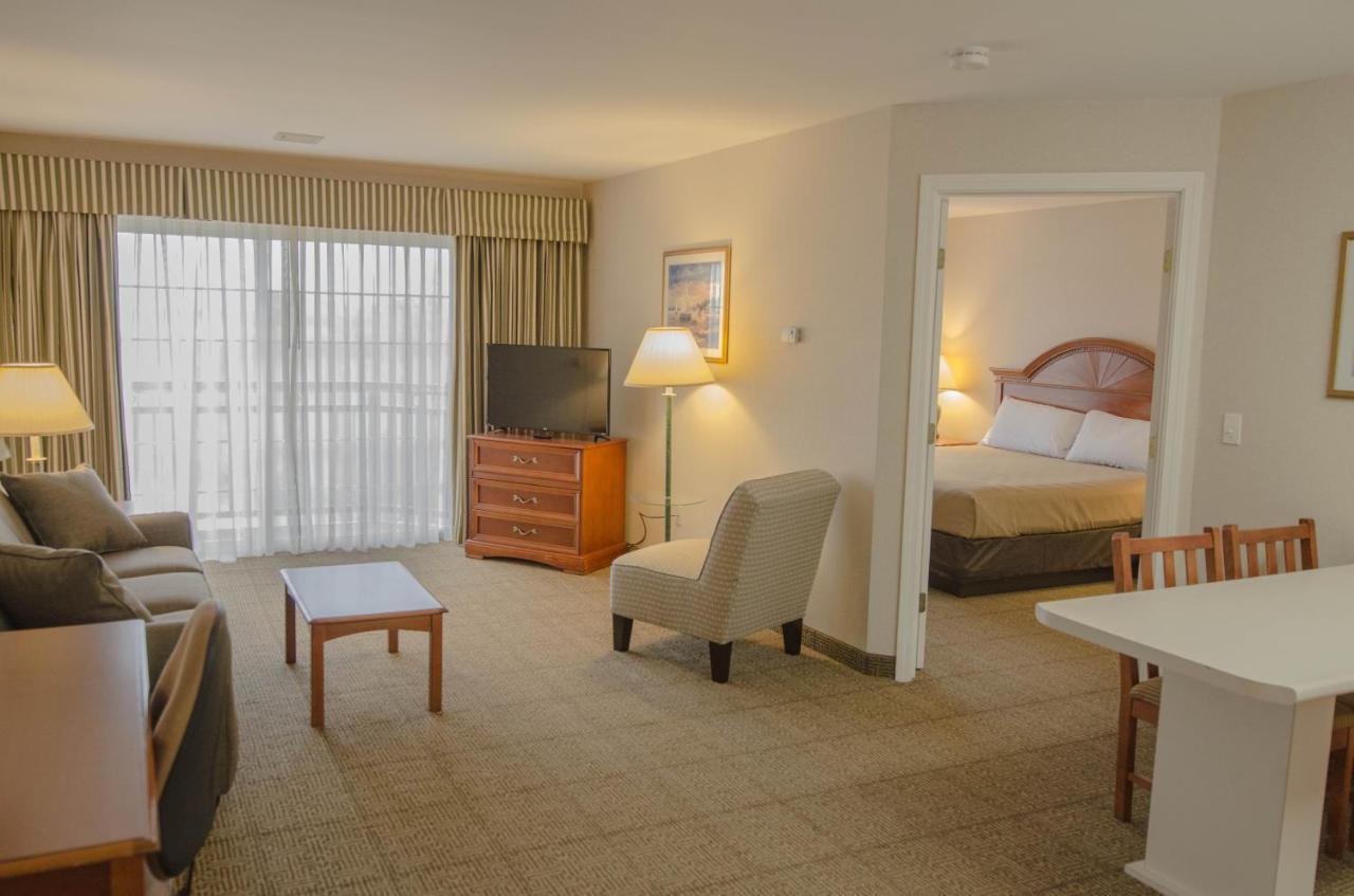 Smart Suites On The Hill ساوث برلنغتون المظهر الخارجي الصورة